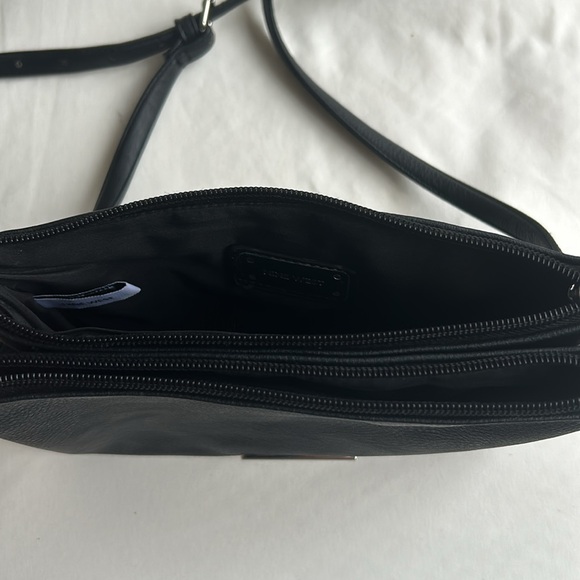 Crossbody - Picture 3 of 3